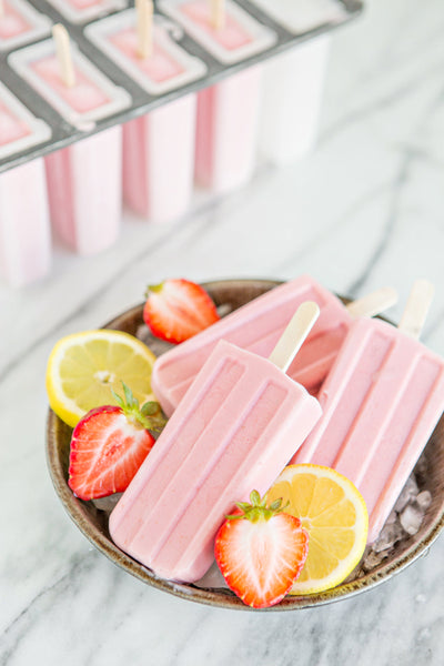 CREAMY STRAWBERRY LEMONADE POPSICLES